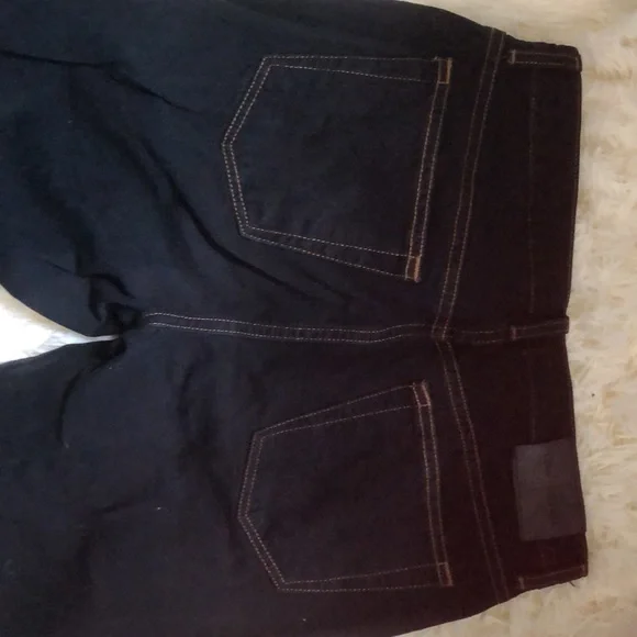 Calvin Klein Jeans - Picture 2 of 3